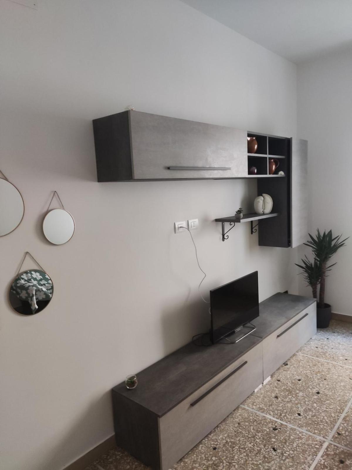 Casa Margherita, In Cinecitta Apartment *